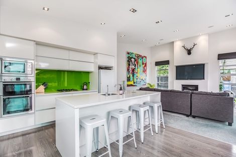 Photo of property in 42 Livingstone Street, Westmere, Auckland, 1022