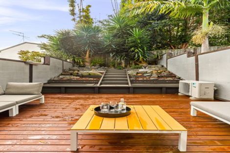 Photo of property in 1/206 Manuka Road, Bayview, Auckland, 0629