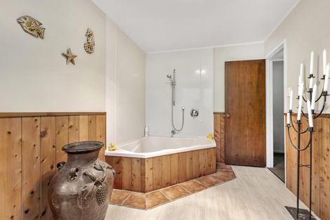 Photo of property in 121 Maungatawhiri Road, Raglan, 3295