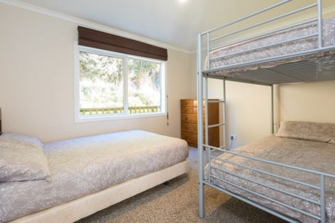 Photo of property in 28 Brough Place, Ngakuta Bay, Picton, 7281