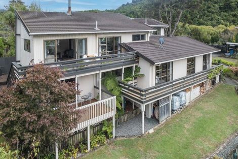Photo of property in 29a Ranui Street, Waikawa, Picton, 7220