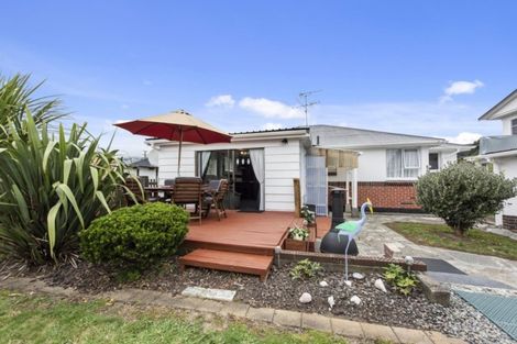 Photo of property in 1047 Fergusson Drive, Clouston Park, Upper Hutt, 5018