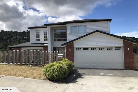 Photo of property in 28 Golden Morning Drive, Albany Heights, Auckland, 0632