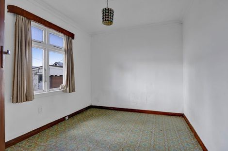 Photo of property in 225 South Road, Hawera, 4610