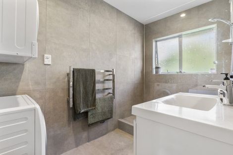 Photo of property in 9/14 Seaview Terrace, Mount Albert, Auckland, 1025