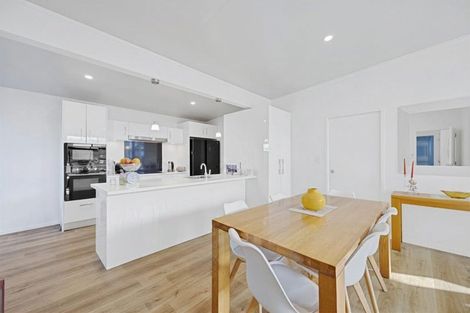 Photo of property in 70a Argyle Street, Hawera, 4610