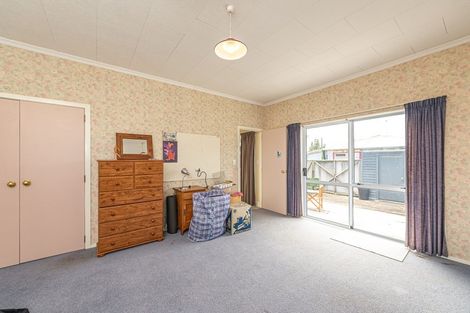 Photo of property in 3 Duigan Street, Gonville, Whanganui, 4501