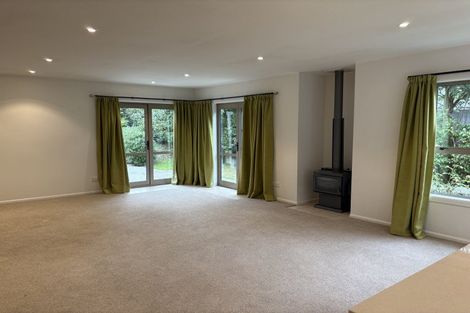 Photo of property in 12 Alexander Place, Arrowtown, 9302