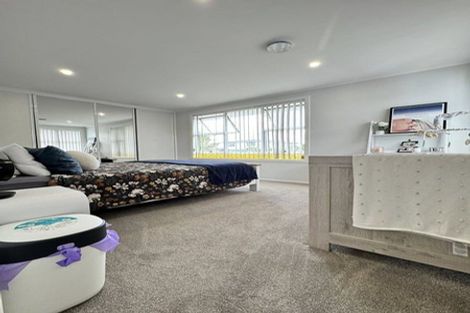 Photo of property in 31 Hill Crescent, Papakura, 2110