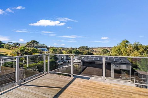 Photo of property in 1319 Whangaparaoa Road, Army Bay, Whangaparaoa, 0930