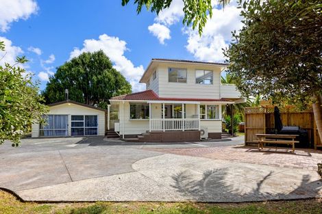 Photo of property in 43 Rewarewa Road, Te Atatu Peninsula, Auckland, 0610