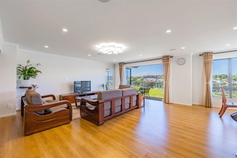 Photo of property in 4 Resolution Drive, Gulf Harbour, Whangaparaoa, 0930