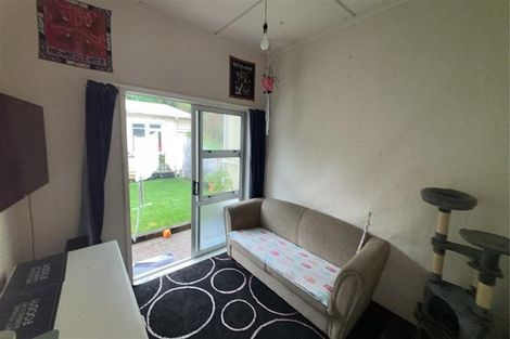 Photo of property in 113 Mangorei Road, Merrilands, New Plymouth, 4312