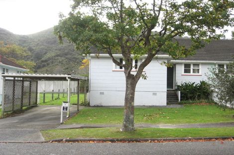 Photo of property in 3 Reuben Grove, Naenae, Lower Hutt, 5011