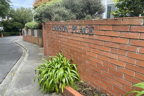 Photo of property in 12a Lawson Place, Mount Victoria, Wellington, 6011