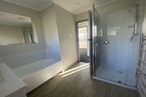 Photo of property in 7 Bastin Terrace, Wakefield, 7025