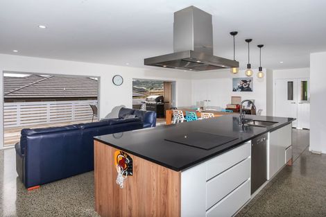 Photo of property in 28 Hillpark Drive, Pokeno, 2402