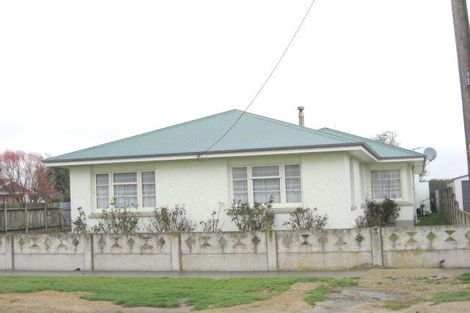 Photo of property in 98 Ferry Road, Edendale, 9825