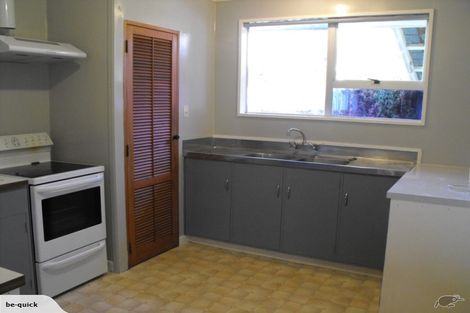 Photo of property in 42 Kimberley Grove, Westbrook, Palmerston North, 4412