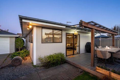 Photo of property in 2/9 Stacey Place, Woolston, Christchurch, 8062