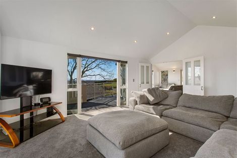 Photo of property in 4 Somerton Rise, Westmorland, Christchurch, 8025