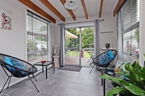 Photo of property in 33 Elliott Crescent, Havelock North, 4130