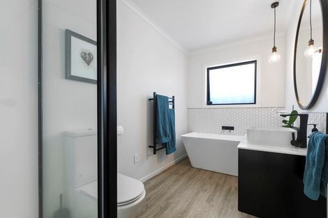 Photo of property in 15 Pimelea Street, Papamoa Beach, Papamoa, 3118