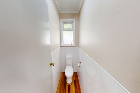 Photo of property in 18 Mount View Road, Bastia Hill, Whanganui, 4500