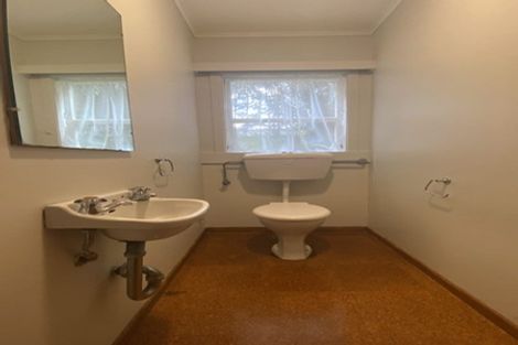 Photo of property in 56 Kahu Road, Paremata, Porirua, 5024