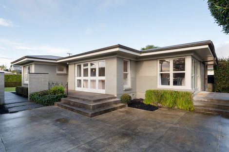 Photo of property in 104 Maeroa Road, Maeroa, Hamilton, 3200