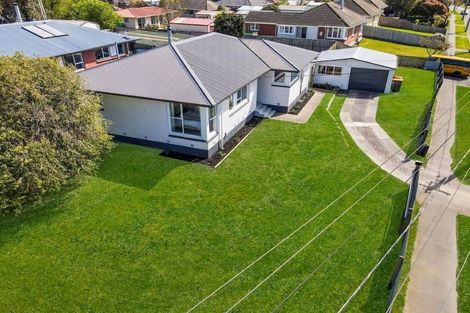 Photo of property in 28 Soberton Street, Aranui, Christchurch, 8061