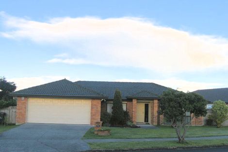 Photo of property in 122 Burswood Drive, Burswood, Auckland, 2013