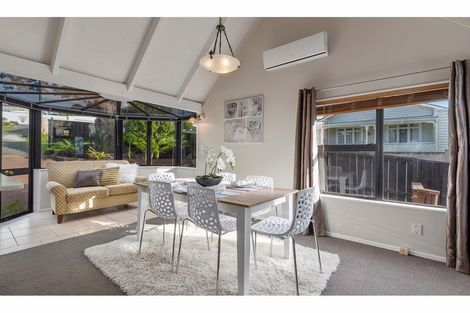 Photo of property in 29 Glencoe Road, Browns Bay, Auckland, 0630