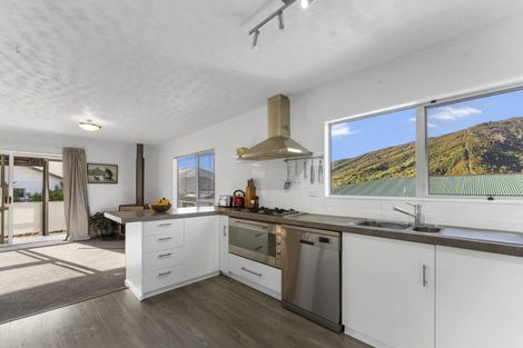 Photo of property in 2 Kaituna Place, Havelock, 7100