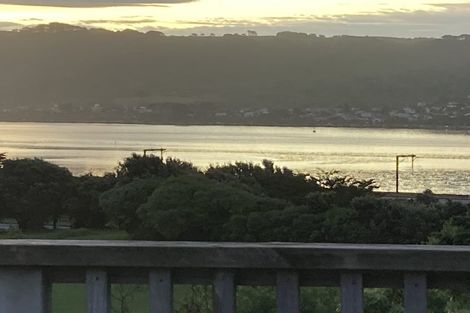 Photo of property in 31 Annan Grove, Papakowhai, Porirua, 5024