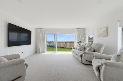 Photo of property in 14 Piripai Rise, Coastlands, Whakatane, 3120
