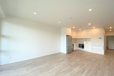 Photo of property in 205/165 Lake Road, Northcote, Auckland, 0627