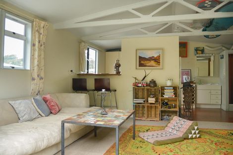 Photo of property in 202 Muriwai Valley Road, Muriwai, Waimauku, 0881