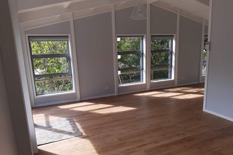 Photo of property in 17 Albert Street, Island Bay, Wellington, 6023