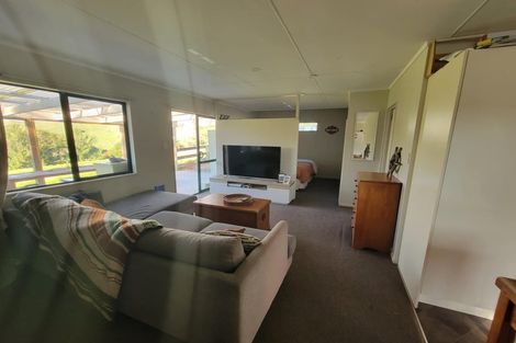 Photo of property in 929 State Highway 1, Oakleigh, Whangarei, 0171