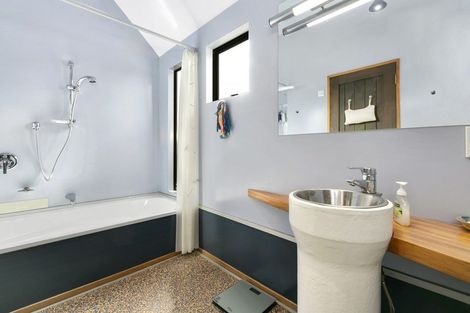 Photo of property in 593 Highcliff Road, Highcliff, Dunedin, 9077