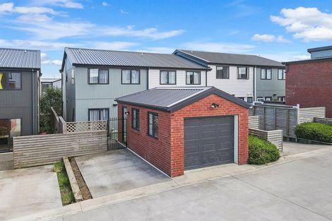 Photo of property in 20 Mahalo Avenue, Wiri, Auckland, 2104
