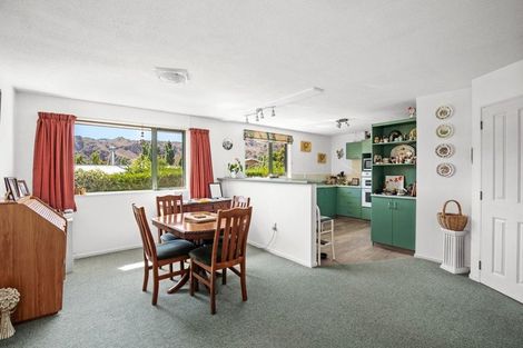 Photo of property in 6 Old Bridge Road, Bridge Hill, Alexandra, 9320