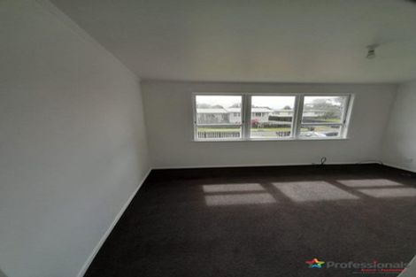 Photo of property in 5 Malmo Place, Manurewa, Auckland, 2102