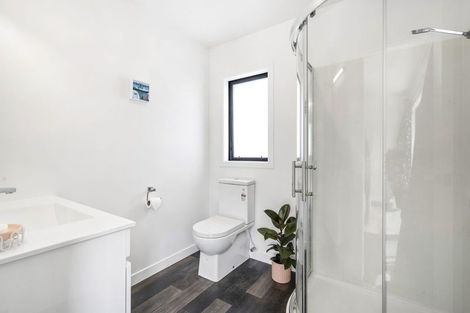 Photo of property in 9 Cory Jane Grove, Riverstone Terraces, Upper Hutt, 5018