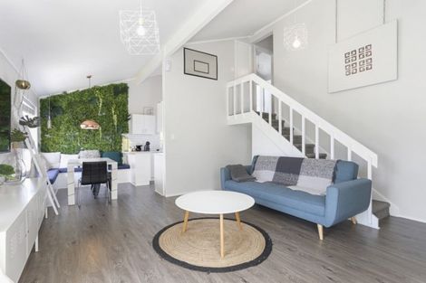 Photo of property in 1/50 Stapleford Crescent, Browns Bay, Auckland, 0630