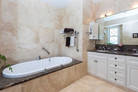 Photo of property in 21 Circuit Street, Merivale, Christchurch, 8052