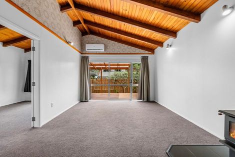 Photo of property in 46 Beach Road, Waikawa, Picton, 7220