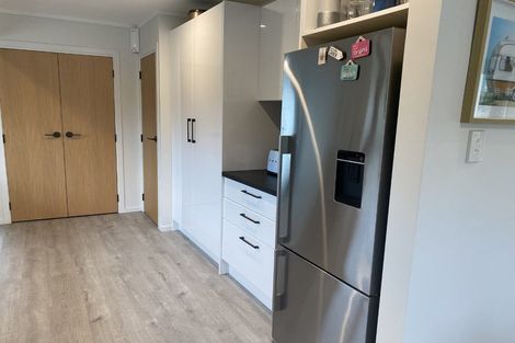 Photo of property in 38 Eruini Street, Waikanae Beach, Waikanae, 5036