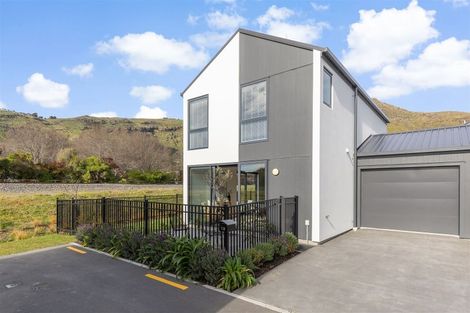 Photo of property in 19 Stead Lane, Heathcote Valley, Christchurch, 8022